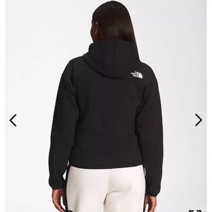 NWT women’s North Face Black Jacket Coat XS / Small